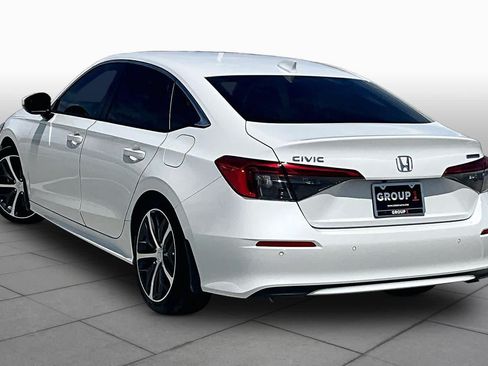 Used 2024 Honda Civic Touring image 11