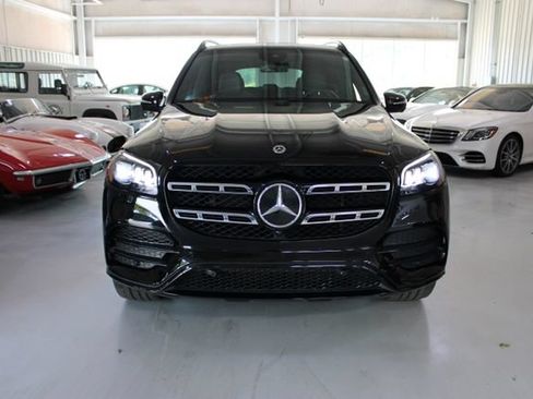 Used 2022 Mercedes-Benz GLS 450 4MATIC image 40
