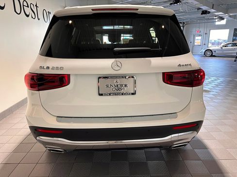 New 2026 Mercedes-Benz GLB 250 4MATIC image 5