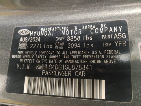 Used 2025 Hyundai Elantra SEL FWD image 33