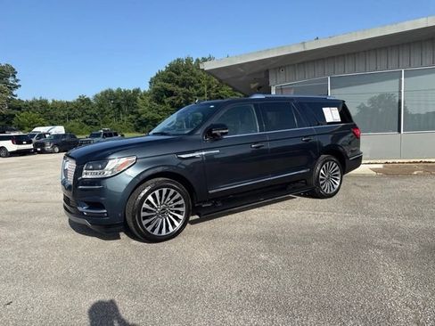 Used 2021 Lincoln Navigator L Reserve w/ Luxury Package AWD/4WD image 4