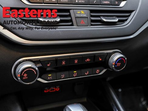 Used 2021 Nissan Altima 2.5 SV w/ SV Premium Package image 19