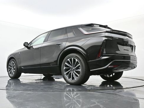 New 2025 Cadillac Lyriq Sport w/ LPO, Floor Liner Package image 17