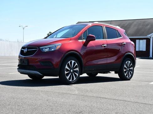Used 2021 Buick Encore Preferred image 3
