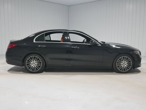 Used 2022 Mercedes-Benz C 300 4MATIC Sedan image 4