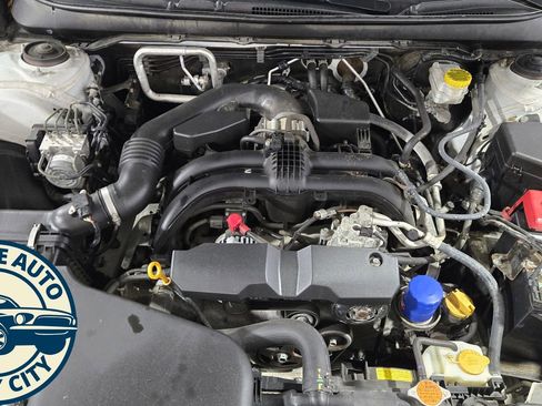 Used 2019 Subaru Outback 2.5i Limited image 40