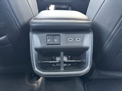 New 2026 Dodge Charger R/T AWD/4WD image 11