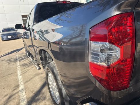 Used 2015 Toyota Tundra SR5 image 4