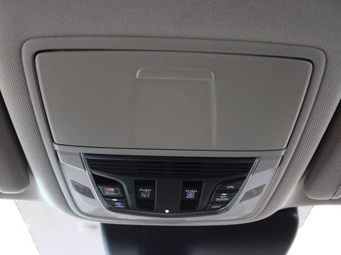 Certified 2023 Acura RDX FWD w/ Technology Package image 34