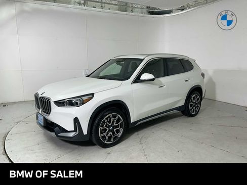Used 2025 BMW X1 xDrive28i w/ Convenience Package image 1