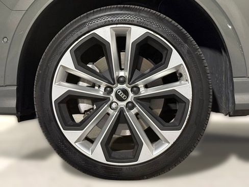 Used 2021 Audi Q3 2.0T Premium Plus image 9