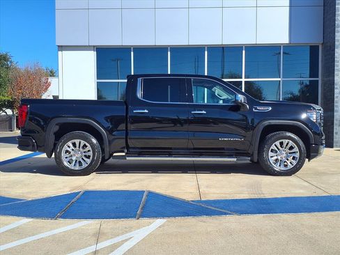 Used 2024 GMC Sierra 1500 Denali image 8