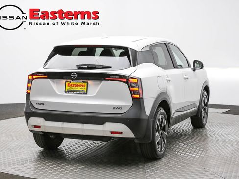 Used 2025 Nissan Kicks SV image 5