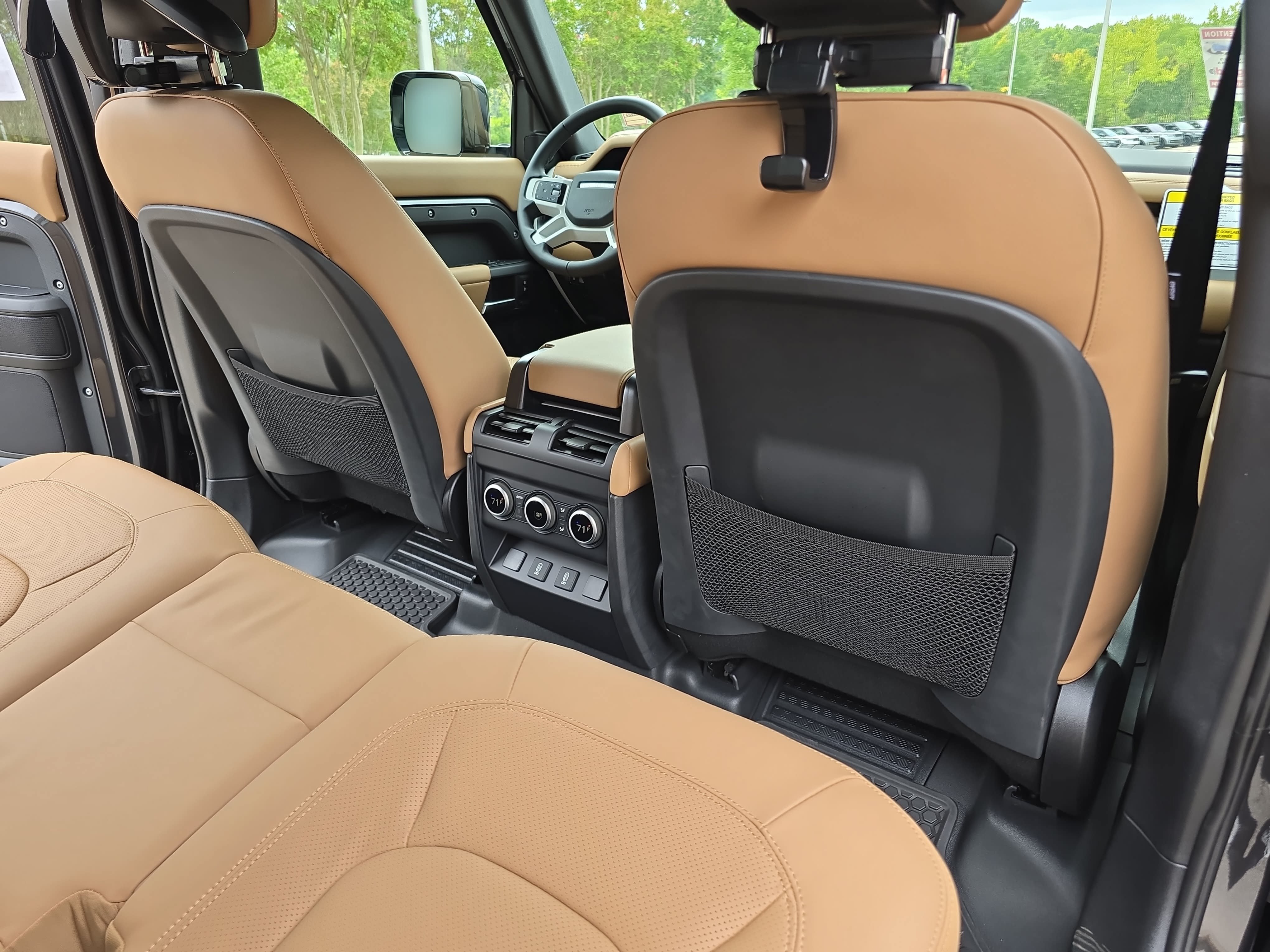 New 2026 Land Rover Defender 110 X-Dynamic SE AWD/4WD image 11