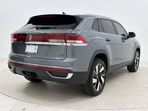 Used 2024 Volkswagen Atlas Cross Sport SE AWD/4WD image 9