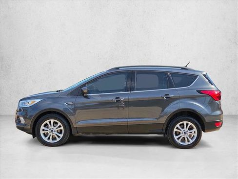 Used 2019 Ford Escape SEL FWD image 9