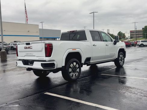 Certified 2025 GMC Sierra 3500 Denali w/ Denali Reserve Package AWD/4WD image 8