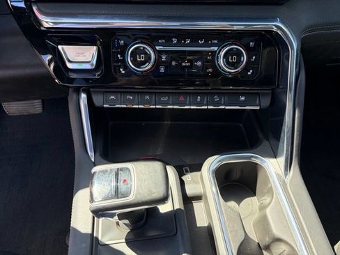 Used 2024 GMC Sierra 1500 Denali w/ Denali Reserve Package AWD/4WD image 23