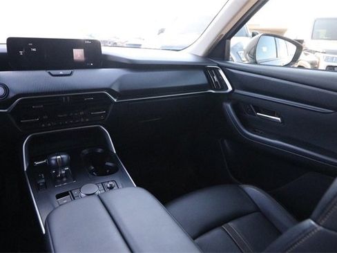 Used 2024 MAZDA CX-90 3.3 Turbo w/ Select Package image 27