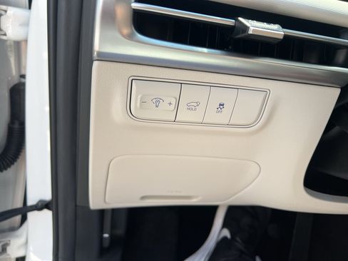 Used 2025 Hyundai Tucson SEL FWD image 32