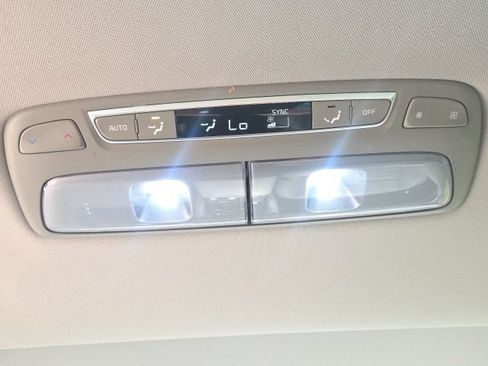 Used 2022 Kia Telluride SX FWD image 21