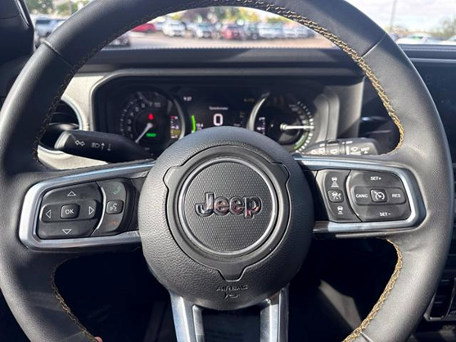 Used 2024 Jeep Wrangler Unlimited Sahara AWD/4WD image 25