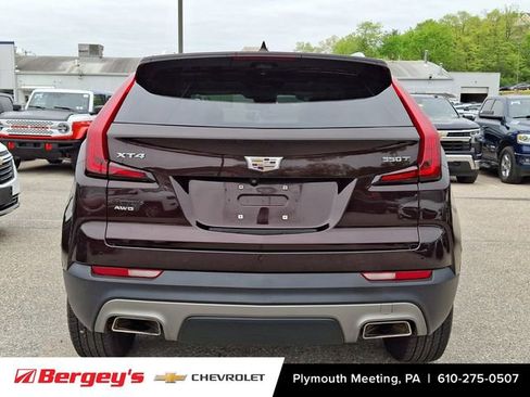 Used 2021 Cadillac XT4 Premium Luxury w/ Enhanced Visibility Package AWD/4WD image 6