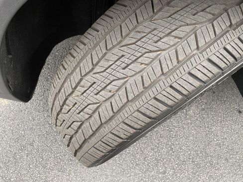 Used 2026 Chevrolet Traverse LT image 12