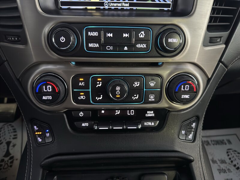 Used 2017 GMC Yukon XL Denali w/ Open Road Package AWD/4WD image 46