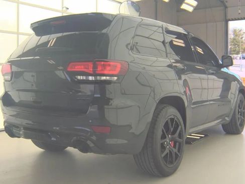 Used 2018 Jeep Grand Cherokee SRT AWD/4WD image 3