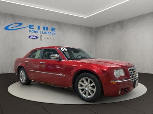 Used 2006 Chrysler 300 C image 1
