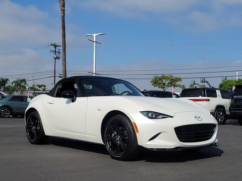 New 2026 MAZDA MX-5 Miata Club w/ Interior Package RWD image 26