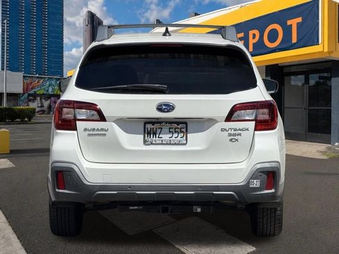 Used 2018 Subaru Outback 3.6R Limited AWD/4WD image 4