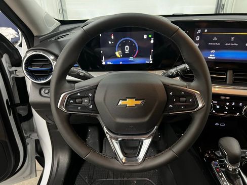 New 2026 Chevrolet Trax LT w/ Sunroof Package image 17