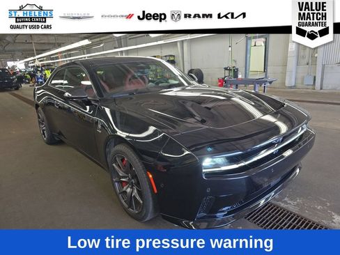 Used 2024 Dodge Charger Daytona Scat Pack w/ Plus Group AWD/4WD image 10