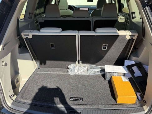 New 2026 Volkswagen Atlas SE image 27