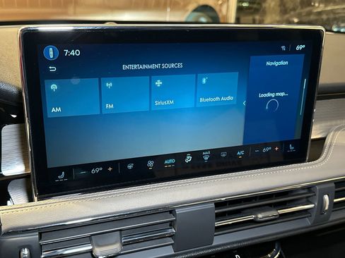 New 2026 Lincoln Corsair Premiere image 23