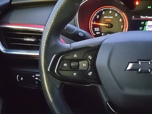 Used 2023 Chevrolet TrailBlazer RS w/ Sun and Liftgate Package image 26