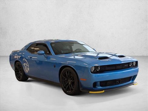 Used 2023 Dodge Challenger SRT Hellcat image 3