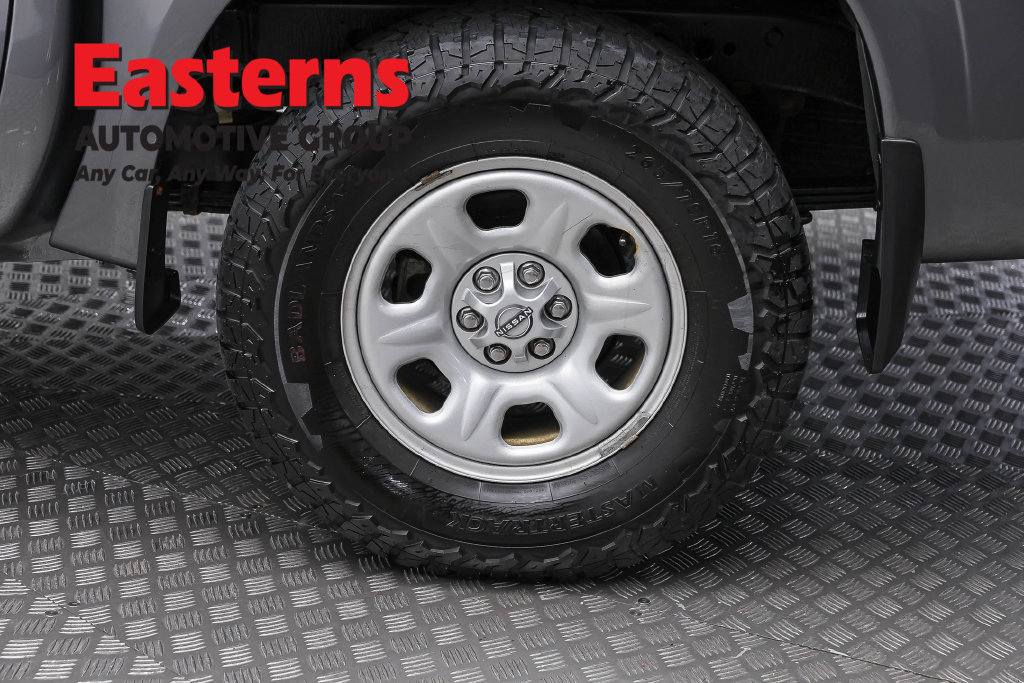 Used 2024 Nissan Frontier S AWD/4WD image 9