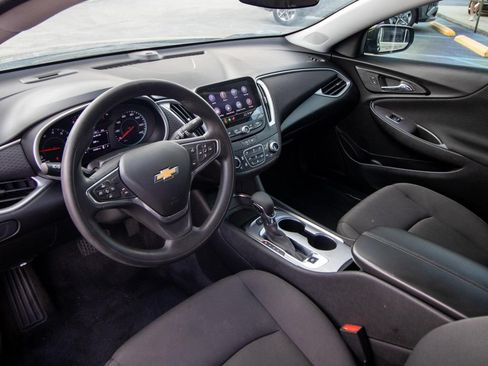 Used 2024 Chevrolet Malibu LT FWD image 6