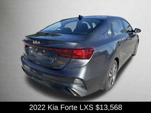 Used 2022 Kia Forte LXS FWD image 3