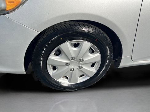 Used 2010 Toyota Corolla LE image 10