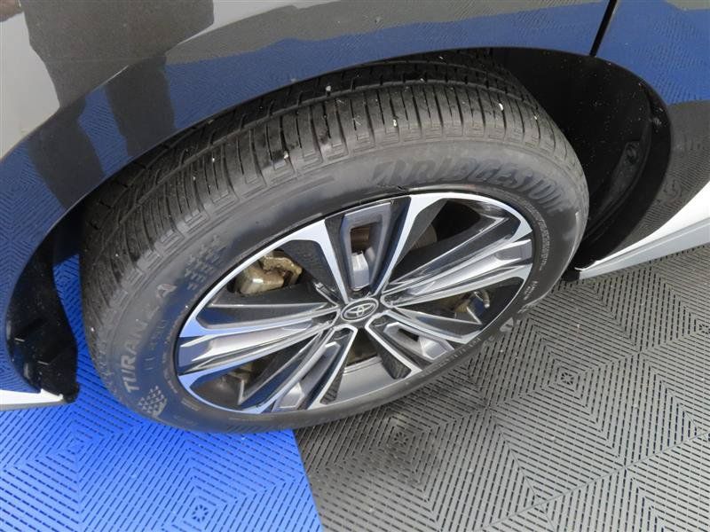 Used 2023 Toyota bZ4X AWD w/ Weather Package image 8