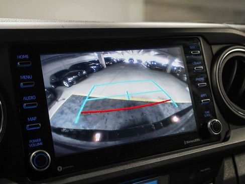 Used 2021 Toyota Tacoma TRD Off-Road image 28