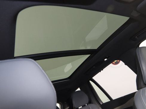 Used 2024 Volvo XC90 T8 Ultimate w/ Protection Package Premier image 11