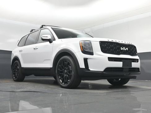 Used 2022 Kia Telluride EX w/ EX Premium Package AWD/4WD image 32