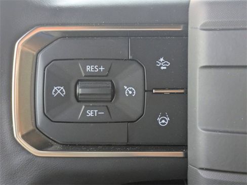 New 2025 GMC Hummer EV 2X w/ LPO, Sport Package image 26