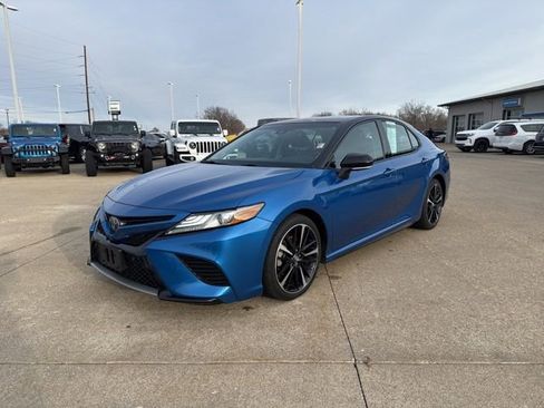 Used 2018 Toyota Camry XSE w/ Audio Package image 3