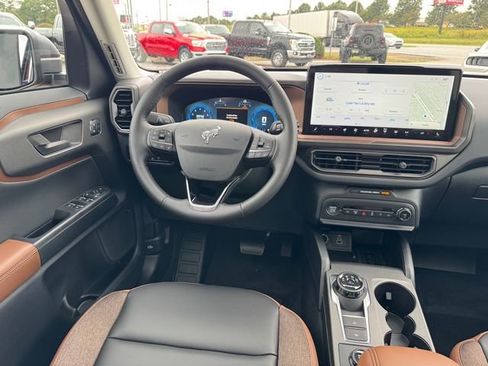New 2025 Ford Bronco Sport Outer Banks w/ Outer Banks Tech Package+ AWD/4WD image 12